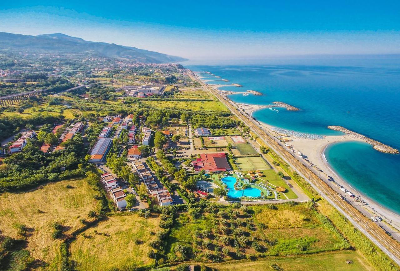 Villaggio Residence Bahja Paola Bagian luar foto