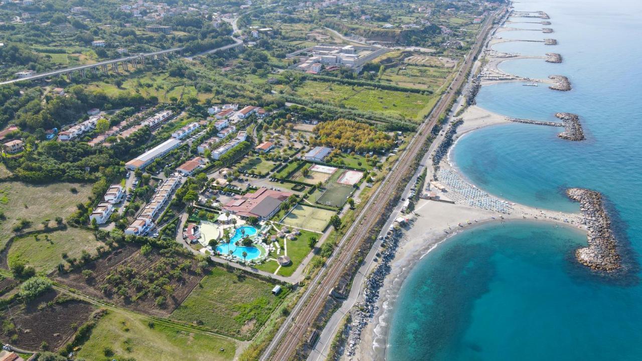Villaggio Residence Bahja Paola Bagian luar foto